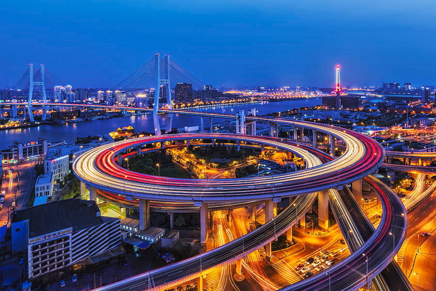 Мост Нанпу (Nanpu Bridge) ночной вид