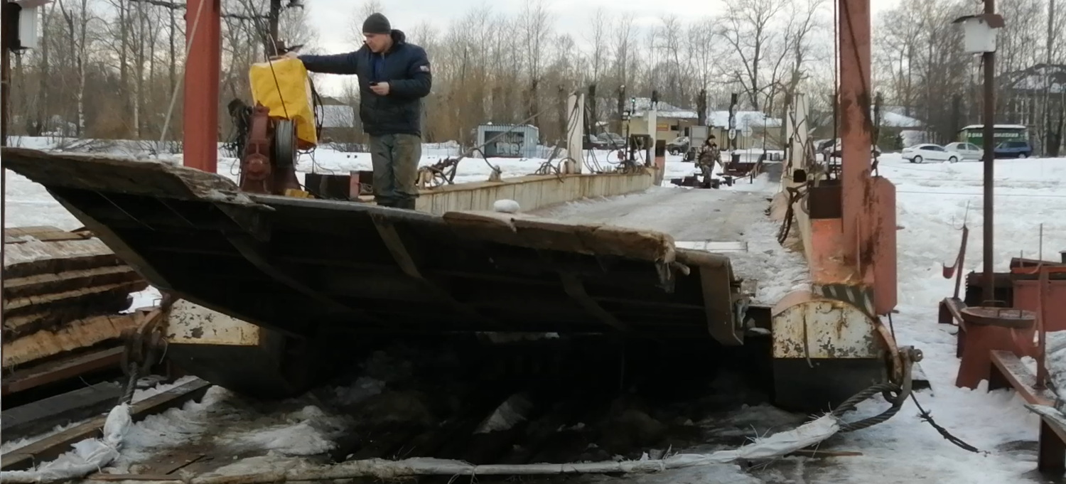 сдвижной мостовой пролет наплавного моста МПКТ-1.45.0.60